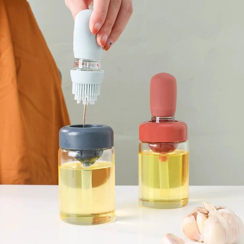 Portable Kitchen Oil Dispenser brush